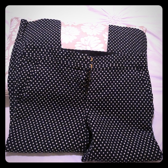 Tory Burch Pants - Tory Burch navy blue/white capris size 8